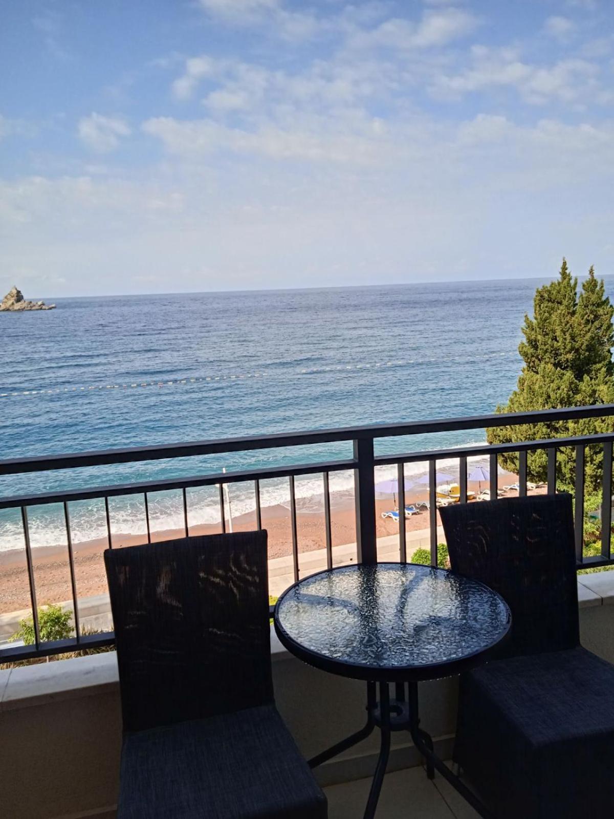 Mar Azul Apartments Petrovac מראה חיצוני תמונה